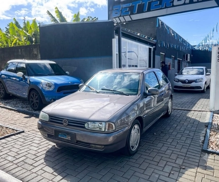 Volkswagen Gol CL 1.8 Mi 2p e 4p 1998 Cinza — foto 1 de 3