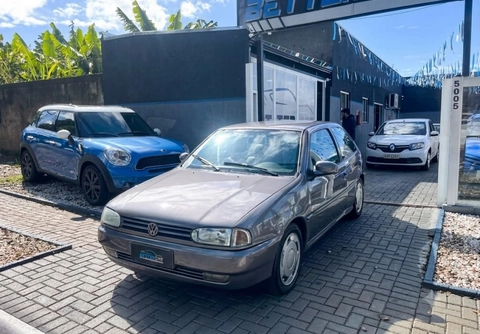 Volkswagen Gol CL 1.8 Mi 2p e 4p 1998 Cinza — foto 1 de 3