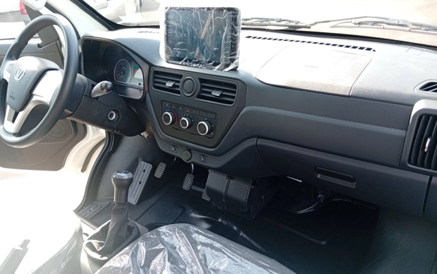 imagem-https://www.socarrao.com.br/sc-vehicle-images-prod/2872655/1785177898592-MTc4NTE3Nzc5Njk4ODY3MzAwMjI0NTgzMzIwNTIwMDAuanBn.jpg