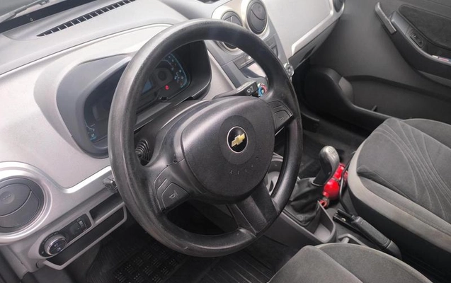 imagem-https://www.socarrao.com.br/sc-vehicle-images-prod/2872905/1786373563519-8319612_6_B_fe124c0ef0.jpeg