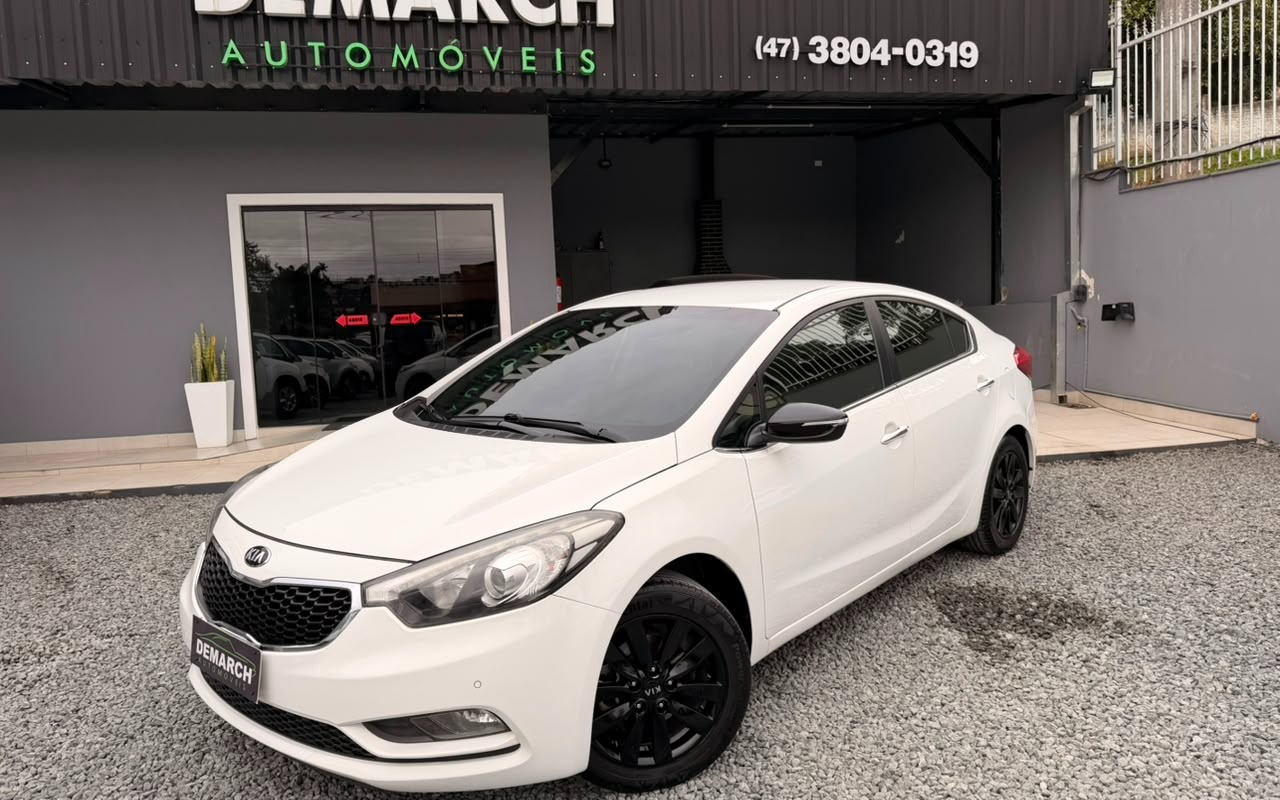 Kia Cerato 1.6 16V Flex Aut. 2015 Branco — foto 1 de 3
