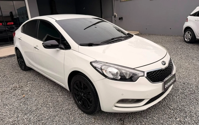 imagem-https://www.socarrao.com.br/sc-vehicle-images-prod/2873100/1785180315145-YTJhYzE3OTAtNjg2Yy00MDZkLWJkNzgtZDNlZTRjYmU2MTJiLmpwZWc.jpeg