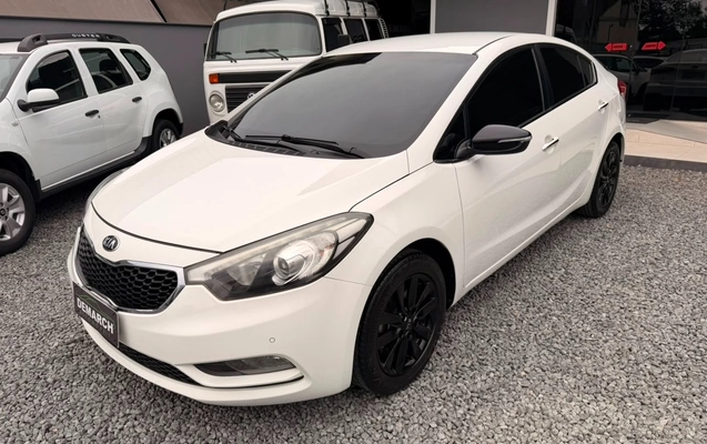 imagem-https://www.socarrao.com.br/sc-vehicle-images-prod/2873100/1785180315194-MDk0ZjJkZTUtMTBhMy00MzIxLWEwYjktOWNmMzhmY2ZmZGMwLmpwZWc.jpeg
