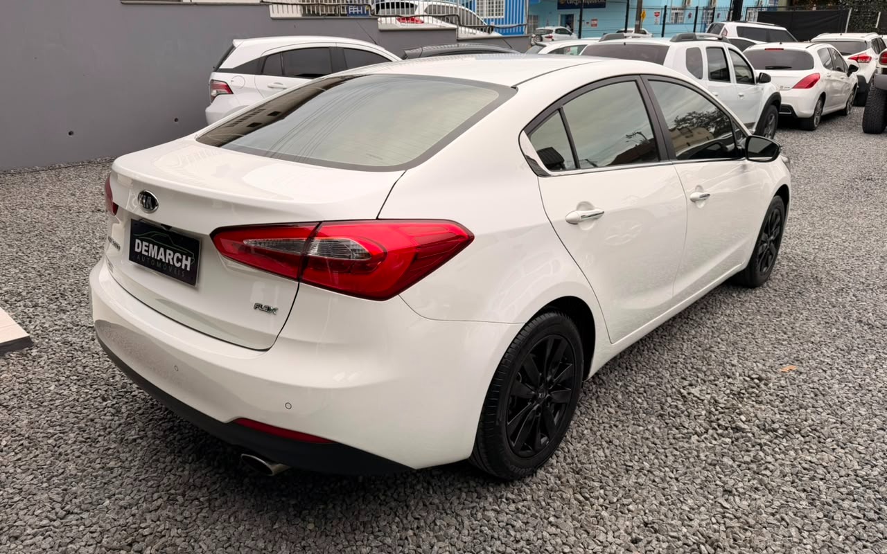 imagem-https://www.socarrao.com.br/sc-vehicle-images-prod/2873100/1785180315505-NWEzOGI5YmYtNzU5Zi00ODBhLTk0MTYtOGMwYTgxNjBlMTVkLmpwZWc.jpeg