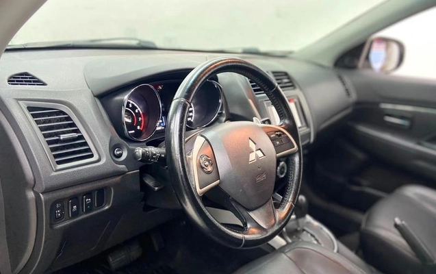 imagem-https://www.socarrao.com.br/sc-vehicle-images-prod/2873160/1787237886283-8311832_5_B_7769cb18fa.jpeg