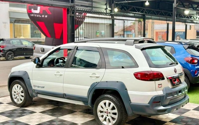 imagem-https://www.socarrao.com.br/sc-vehicle-images-prod/2873238/1786735609994-8319829_6_B_7dabffa74f.jpeg