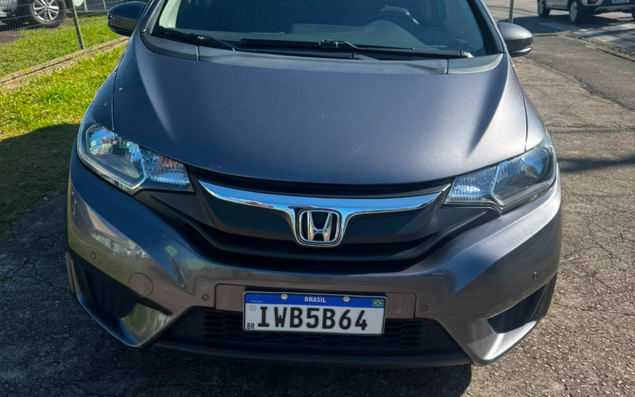 imagem-https://www.socarrao.com.br/sc-vehicle-images-prod/2873312/1785181578972-V2hhdHNBcHAgSW1hZ2UgMjAyNi0wNy0yNyBhdCAxNi4xMy4xMS5qcGVn.jpeg