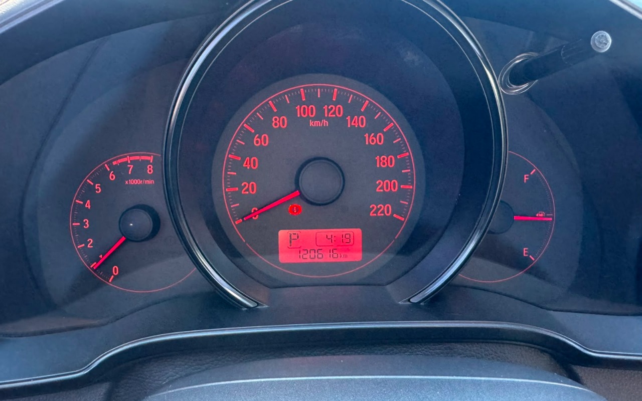 imagem-https://www.socarrao.com.br/sc-vehicle-images-prod/2873312/1785181579504-V2hhdHNBcHAgSW1hZ2UgMjAyNi0wNy0yNyBhdCAxNi4xMy4xMyAoNCkuanBlZw.jpeg