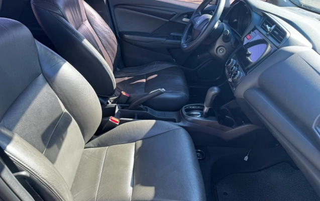imagem-https://www.socarrao.com.br/sc-vehicle-images-prod/2873312/1785181579702-V2hhdHNBcHAgSW1hZ2UgMjAyNi0wNy0yNyBhdCAxNi4xMy4xMy5qcGVn.jpeg