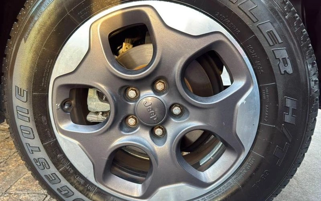 imagem-https://www.socarrao.com.br/sc-vehicle-images-prod/2873915/1787596270141-8319789_9_B_50f5290a56.jpeg