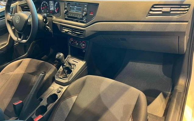 imagem-https://www.socarrao.com.br/sc-vehicle-images-prod/2873941/1789567352946-8320161_13_B_ae926323b6.jpeg