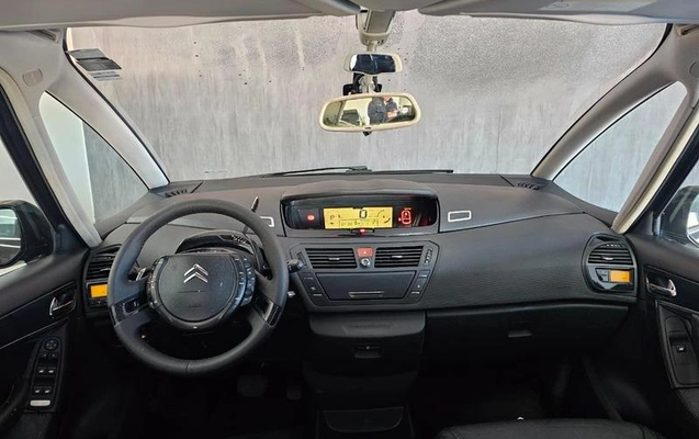 imagem-https://www.socarrao.com.br/sc-vehicle-images-prod/2874215/1785184449300-8312426_10_B_e537b4454f.jpeg
