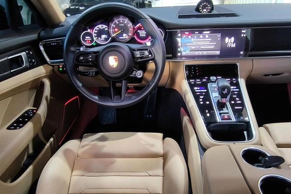 imagem-https://www.socarrao.com.br/sc-vehicle-images-prod/2874231/1788355707282-8320346_9_B_b4e55bc788.jpeg