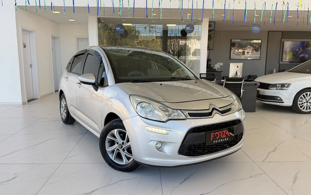 imagem-https://www.socarrao.com.br/sc-vehicle-images-prod/2874327/1791477148556-47c9bb3e4de0497493678d72fc55a5f1_1784144425172.jpg