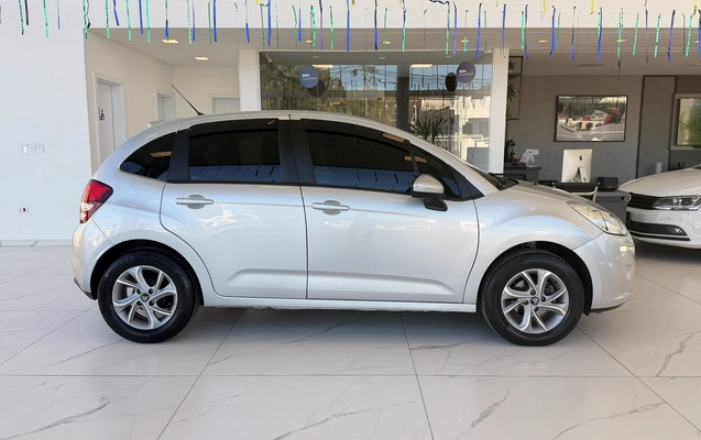 imagem-https://www.socarrao.com.br/sc-vehicle-images-prod/2874327/1791477148563-b5d169499c334e5697c7f1868bb67d53_1784144425196.jpg