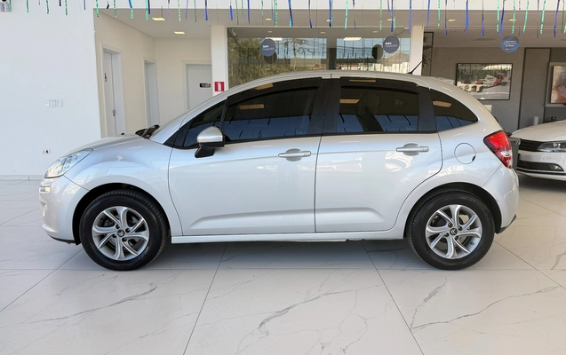imagem-https://www.socarrao.com.br/sc-vehicle-images-prod/2874327/1791477148572-b978b495fb704c809939d6056357f496_1784144425230.jpg