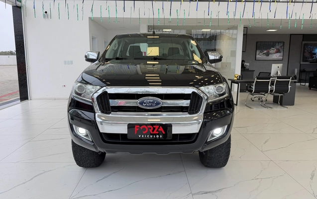 imagem-https://www.socarrao.com.br/sc-vehicle-images-prod/2874330/1785185146726-77efb5c1fbef4e5a8351212d84eb5ebb_1782565345035.jpg