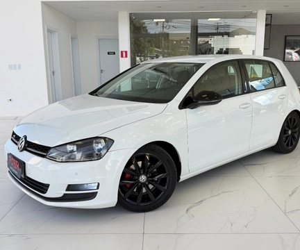 Volkswagen Golf 2014 Branco — foto 1 de 3
