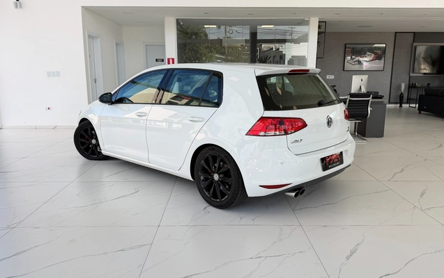 imagem-https://www.socarrao.com.br/sc-vehicle-images-prod/2874331/1785185160950-e99c58e9df0243df8a240502621ecec8_1782330948596.jpg