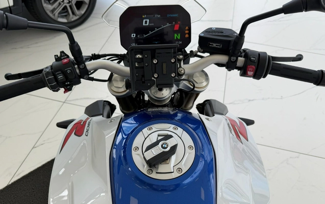imagem-https://www.socarrao.com.br/sc-vehicle-images-prod/2874349/1787250721909-312d830348e64e9299503854b81f08b9_1776974921880.jpg