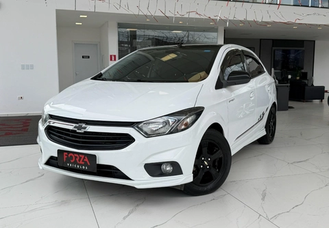 Chevrolet Onix 2019 Branco — foto 1 de 3