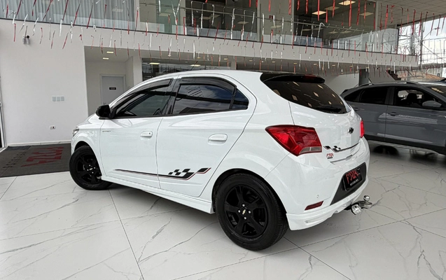 imagem-https://www.socarrao.com.br/sc-vehicle-images-prod/2874362/1785185318696-a178fe8e91e54a84b865b8a5bc06581f_1776263897937.jpg