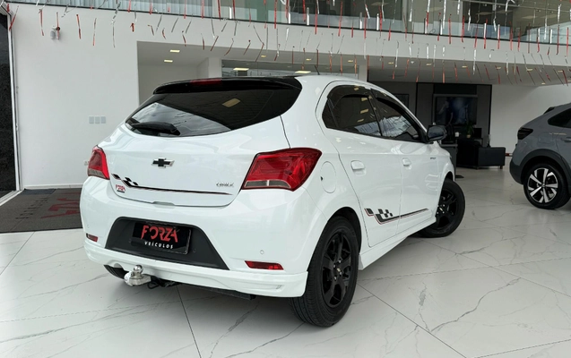 imagem-https://www.socarrao.com.br/sc-vehicle-images-prod/2874362/1785185318697-289df06fa7fe4e48a43a89df15cfe0bc_1776263898981.jpg