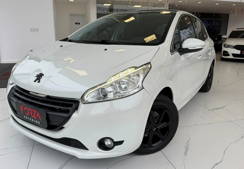 Peugeot 208 2015 Branco — foto 1 de 3