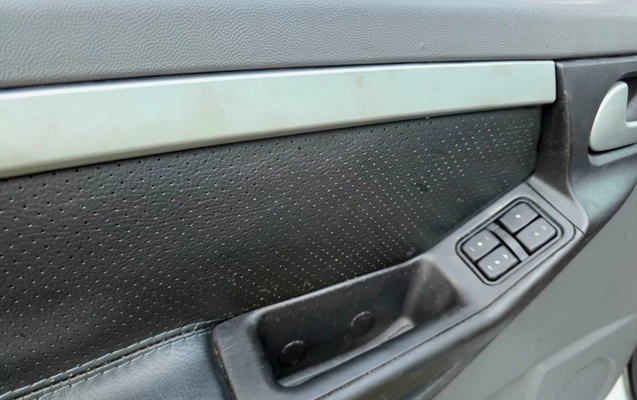 imagem-https://www.socarrao.com.br/sc-vehicle-images-prod/2874464/1789829678528-FxmXR2lOCJSpzsEyQlP1rBKLpnuvXfEb.jpg