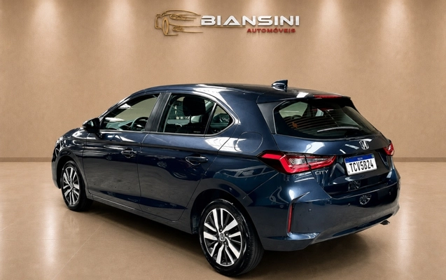 imagem-https://www.socarrao.com.br/sc-vehicle-images-prod/2874510/1789149406606-2TKFzU5opUXYrCsLxGTicENpIysgkcBc.jpg