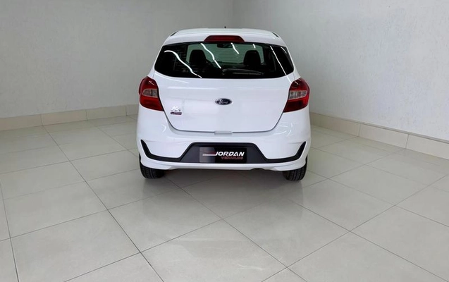 imagem-https://www.socarrao.com.br/sc-vehicle-images-prod/2874536/1785882811223-8320561_7_B_2bf55f3952.jpeg