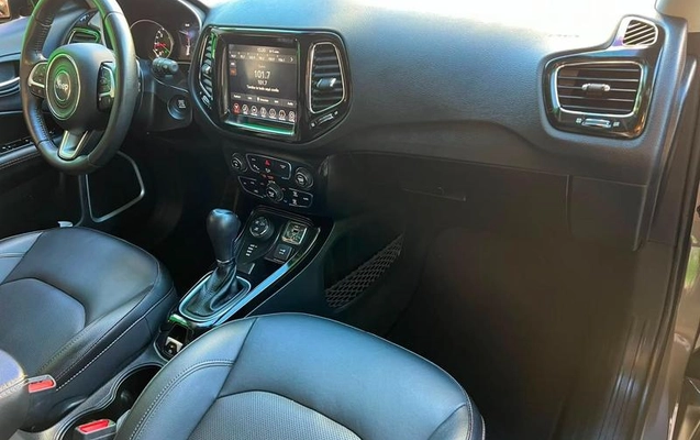 imagem-https://www.socarrao.com.br/sc-vehicle-images-prod/2874568/1788381395608-8320562_11_B_2e9d20b7f2.jpeg