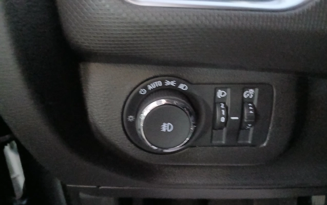 imagem-https://www.socarrao.com.br/sc-vehicle-images-prod/2874594/1785186582886-MTc4NTE4NjIyODQ1NTE2NDAyMzE0OTgxNjQ5OTIzNDkuanBn.jpg