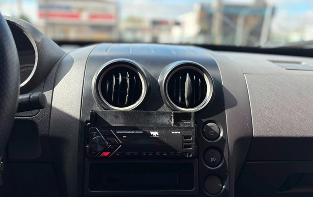 imagem-https://www.socarrao.com.br/sc-vehicle-images-prod/2874720/1785186939911-V2hhdHNBcHAgSW1hZ2UgMjAyNi0wNy0yNiBhdCAxMC4yOS4yNC5qcGVn.jpeg