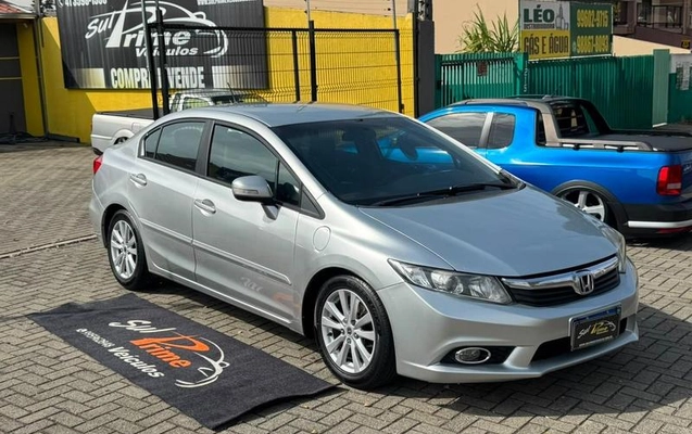 imagem-https://www.socarrao.com.br/sc-vehicle-images-prod/2874859/1785880570238-8320702_0_B_12898c6188.jpeg