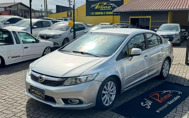 imagem-https://www.socarrao.com.br/sc-vehicle-images-prod/2874859/1785880570248-8320702_6_B_fe0e72376c.jpeg