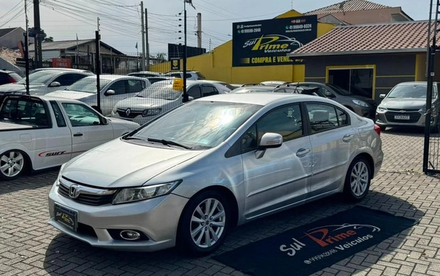 imagem-https://www.socarrao.com.br/sc-vehicle-images-prod/2874859/1785880570251-8320702_7_B_c9dcad9d96.jpeg