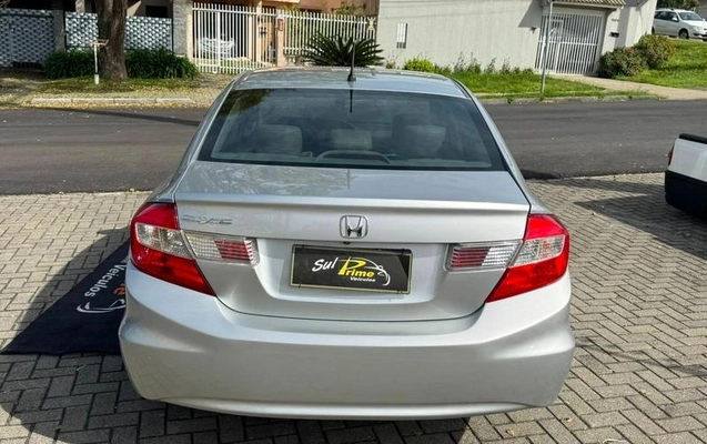 imagem-https://www.socarrao.com.br/sc-vehicle-images-prod/2874859/1785880570254-8320702_10_B_137e2fa23e.jpeg
