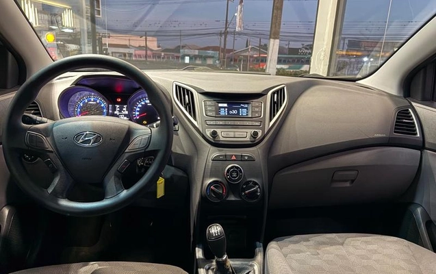 imagem-https://www.socarrao.com.br/sc-vehicle-images-prod/2875414/1787321040873-8279606_8_B_b2b7a22a36.jpeg