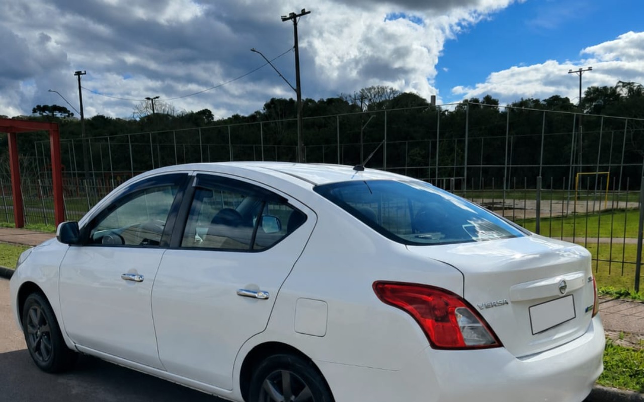 imagem-https://www.socarrao.com.br/sc-vehicle-images-prod/2878133/1785204315154-SU1HLTIwMjYwNzIzLVdBMDA2MC5qcGc.jpg