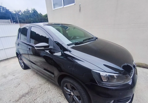 Volkswagen Fox RUN 1.6 Flex 8V 5p 2017 Preto — foto 1 de 3