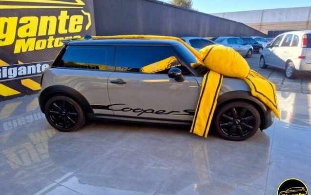 imagem-https://www.socarrao.com.br/sc-vehicle-images-prod/2887506/1787922108625-8116384_0_B_c45213d2a8.jpeg