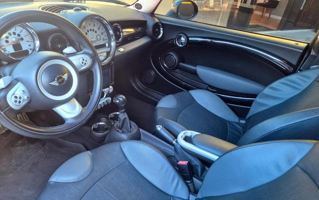 imagem-https://www.socarrao.com.br/sc-vehicle-images-prod/2887506/1787922108631-8116384_8_B_062289d5da.jpeg