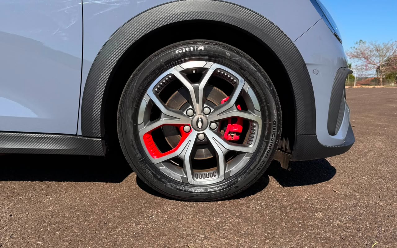 imagem-https://www.socarrao.com.br/sc-vehicle-images-prod/2888600/1785244737160-V2hhdHNBcHAgSW1hZ2UgMjAyNi0wNy0yNyBhdCAxNi4xNi40NyAoMSkuanBlZw.jpeg