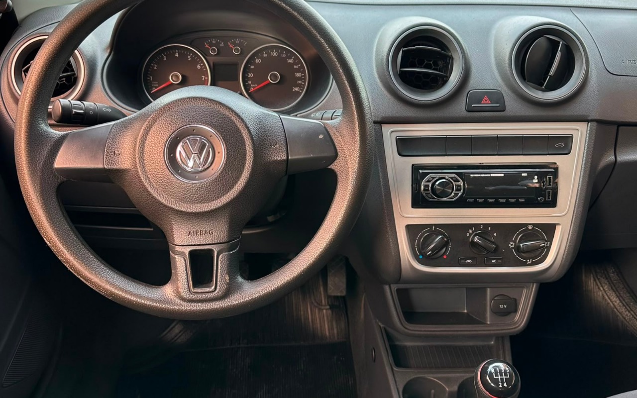 imagem-https://www.socarrao.com.br/sc-vehicle-images-prod/2889147/1785848832788-MzQ2ZGJhOGMtMDBkZC00NGFmLThjYzQtNGQ3NjJiOGI5ZDg1LmpwZw.jpg