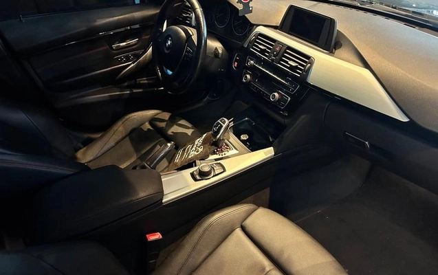 imagem-https://www.socarrao.com.br/sc-vehicle-images-prod/2889244/1789075487767-8321737_8_B_9ab861664e.jpeg