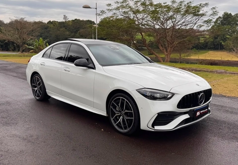 Mercedes-Benz C-300 2023 Branco — foto 1 de 3
