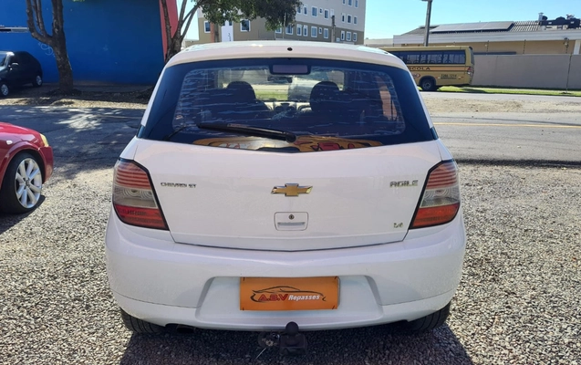 imagem-https://www.socarrao.com.br/sc-vehicle-images-prod/2889580/1785248640821-V2hhdHNBcHAgSW1hZ2UgMjAyNi0wNy0yOCBhdCAxMC41NS4xNyAoMSkuanBlZw.jpeg