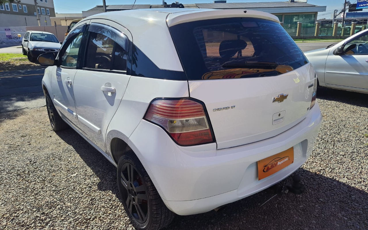 imagem-https://www.socarrao.com.br/sc-vehicle-images-prod/2889580/1785248641033-V2hhdHNBcHAgSW1hZ2UgMjAyNi0wNy0yOCBhdCAxMC41NS4xOCAoMSkuanBlZw.jpeg