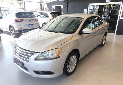 Nissan Sentra 2014 Prata — foto 1 de 3